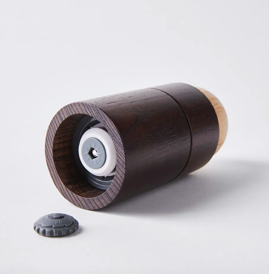 Modern Ash Wood Spice Mills (Set of 2) - Thumbnail 4