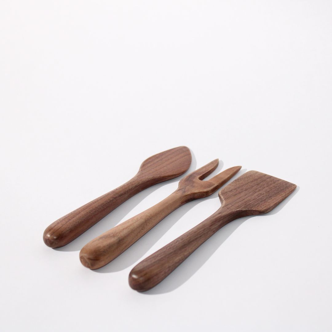 Walnut Cheese Knife Set